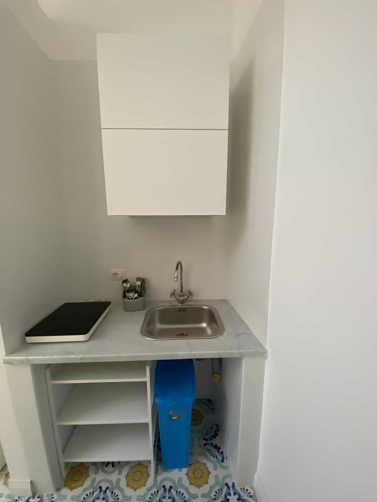 Luna Rossa Apartment Νάπολη Εξωτερικό φωτογραφία