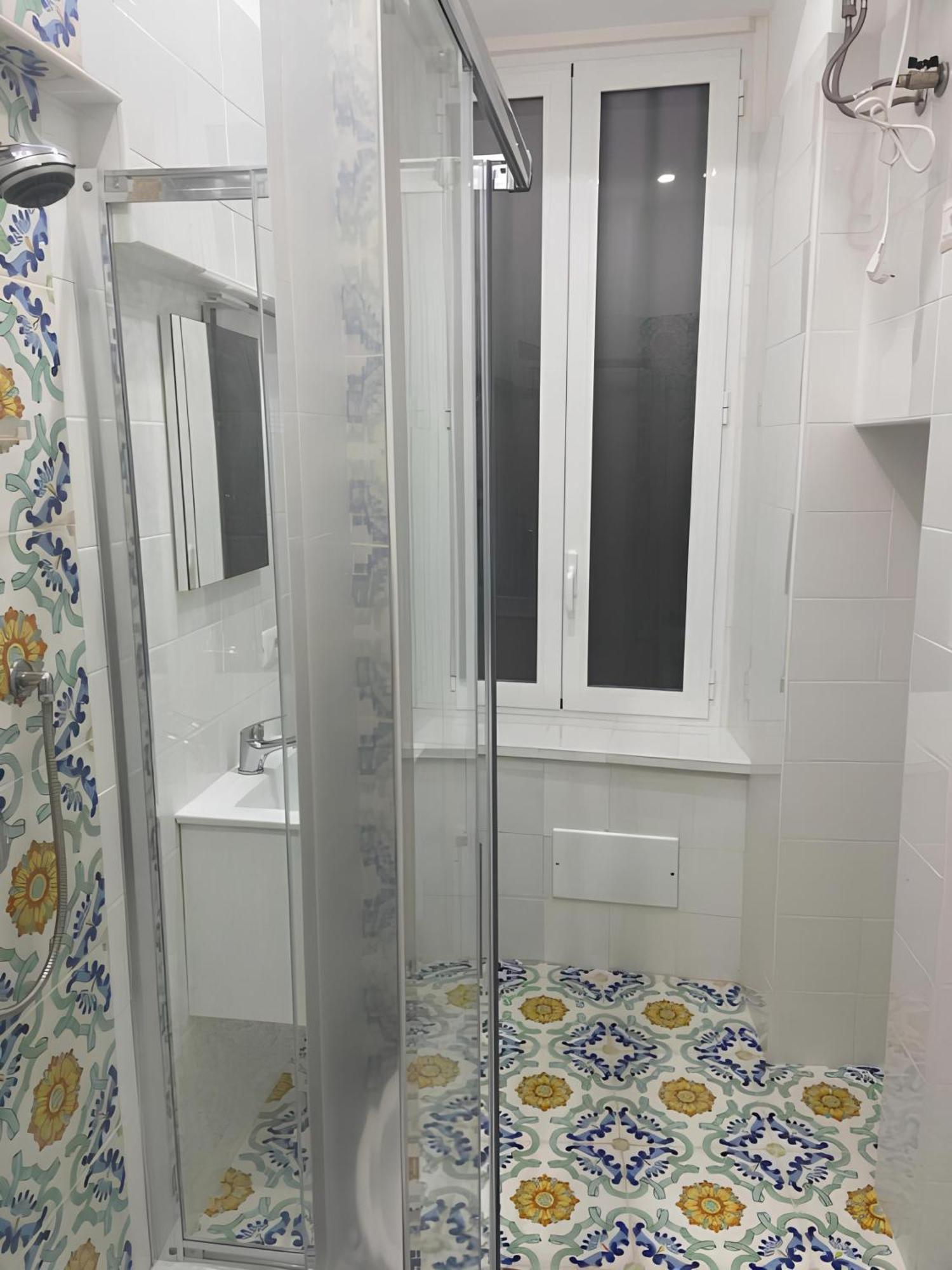 Luna Rossa Apartment Νάπολη Εξωτερικό φωτογραφία