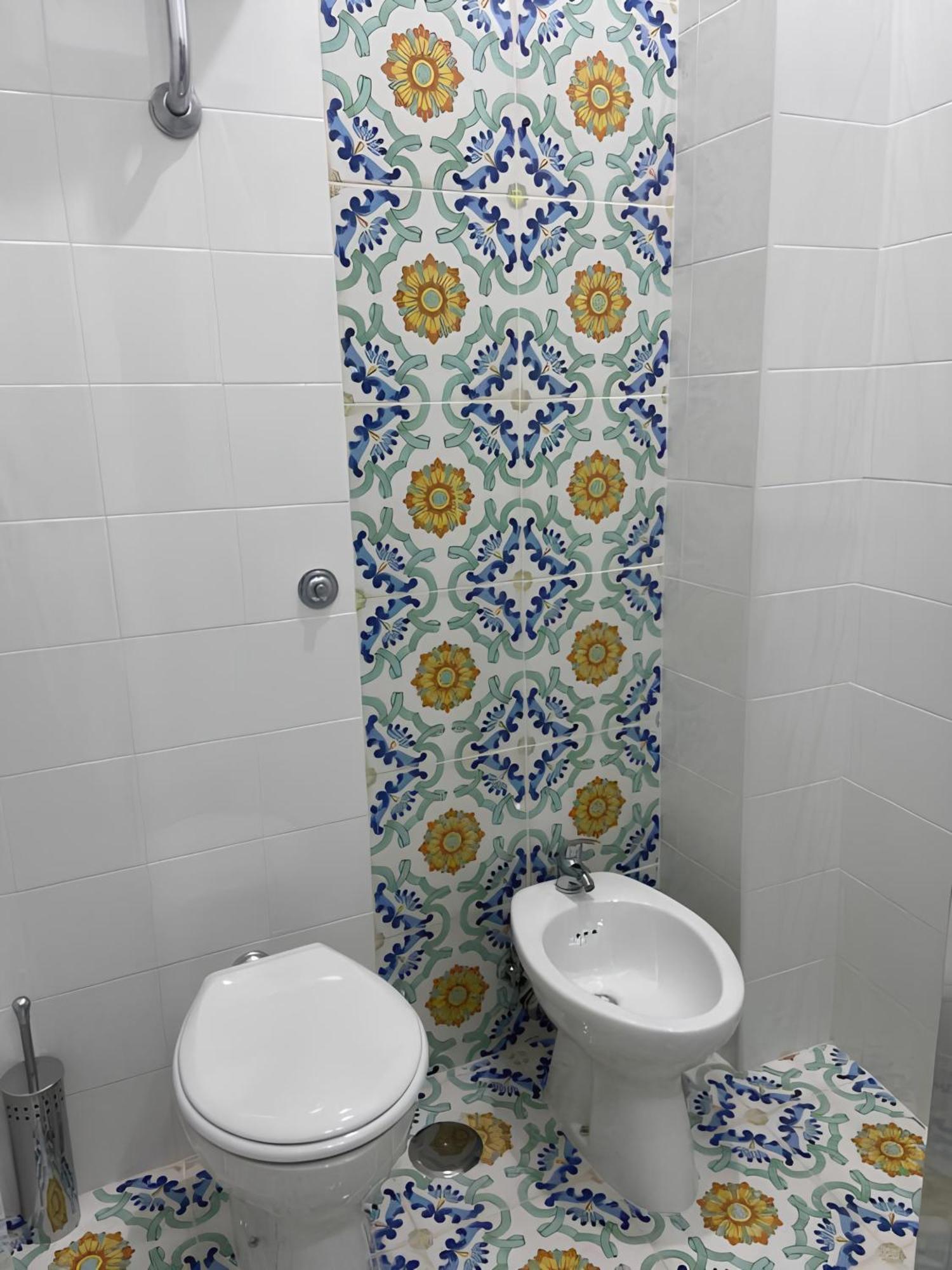 Luna Rossa Apartment Νάπολη Εξωτερικό φωτογραφία