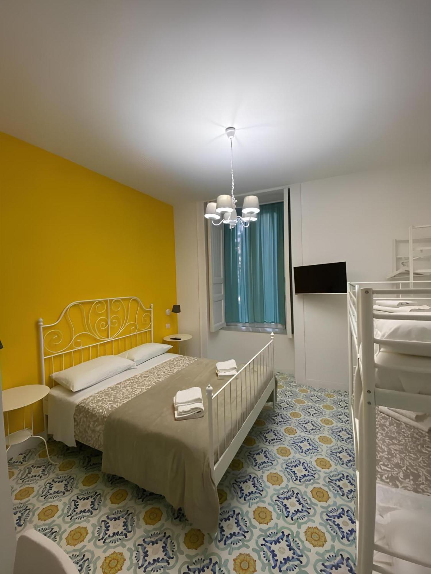 Luna Rossa Apartment Νάπολη Εξωτερικό φωτογραφία